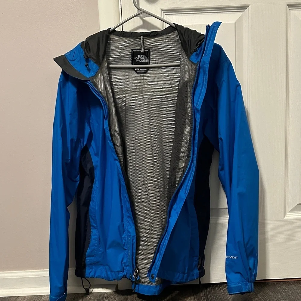 The North Face Men's Vibrant Blue Raincoat
